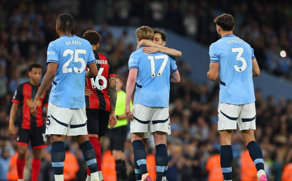 关于重返赛场首场状态出色，瑞士队观众沸腾！，德布劳内重返赛场全场沸腾不已的信息